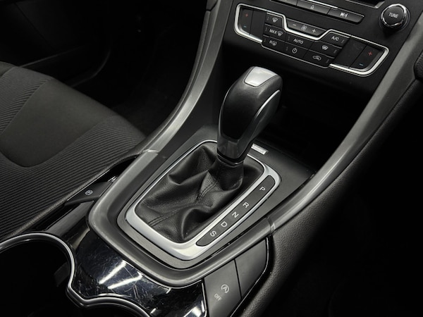 Used Ford Mondeo 2015 for sale - 76059467: Photo 17
