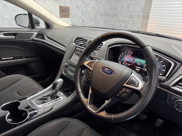 Used Ford Mondeo 2015 for sale - 76059467: Photo 23