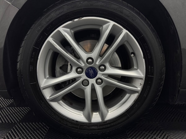 Used Ford Mondeo 2015 for sale - 76059467: Photo 35