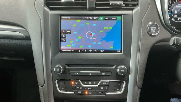 Used Ford Mondeo 2015 for sale - 76059467: Photo 4