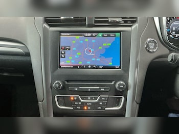Used Ford Mondeo 2015 for sale - 76059467: Photo 4