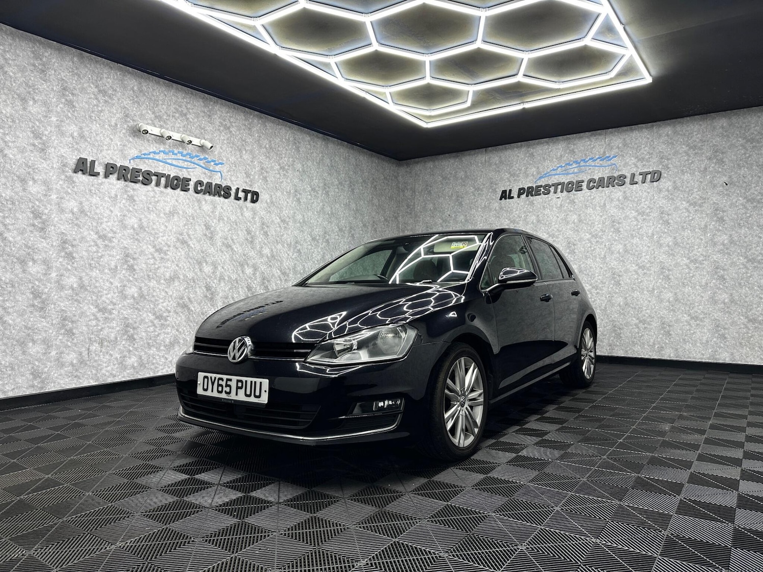 Used Volkswagen Golf for sale - 78057566: Photo 1