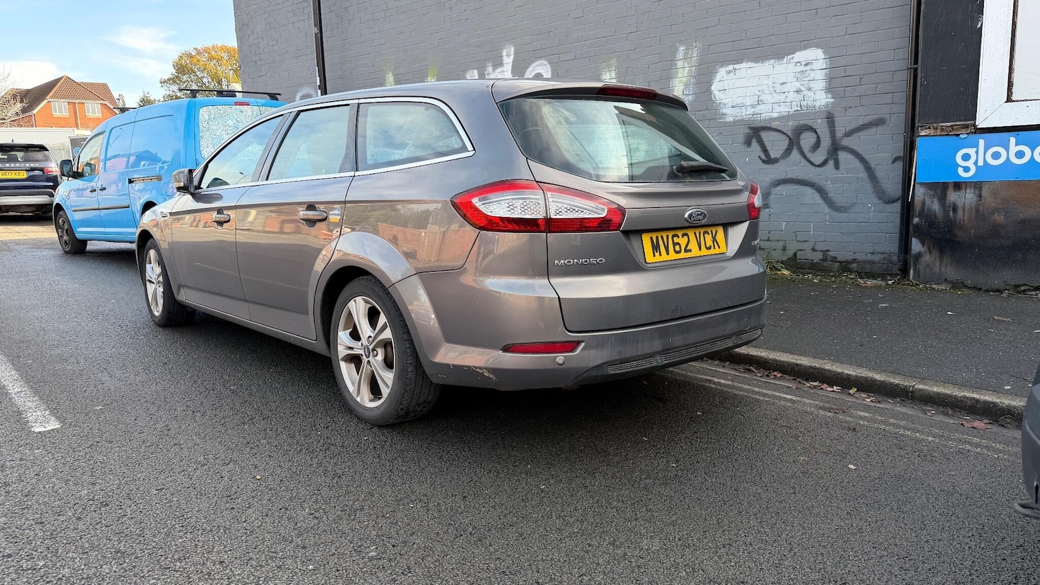 Used Ford Mondeo 2012 for sale - 76592410: Photo 2