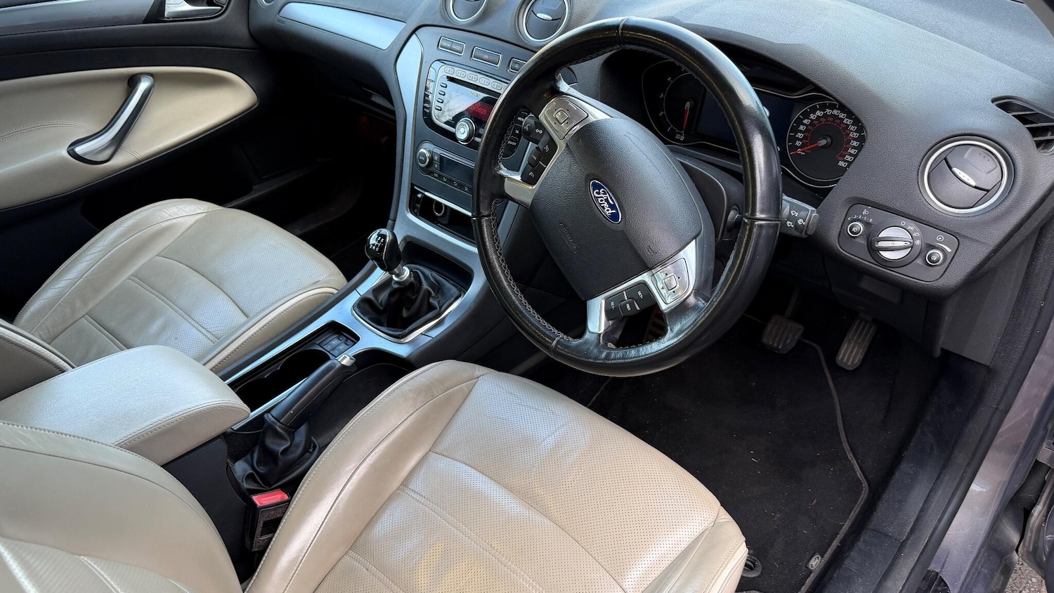 Used Ford Mondeo 2012 for sale - 76592410: Photo 7