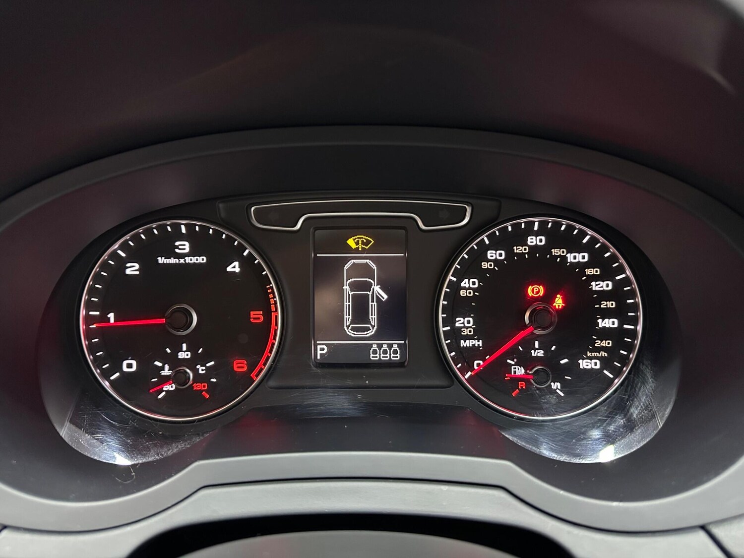 Used Audi Q3 2014 for sale - 78058887: Photo 12