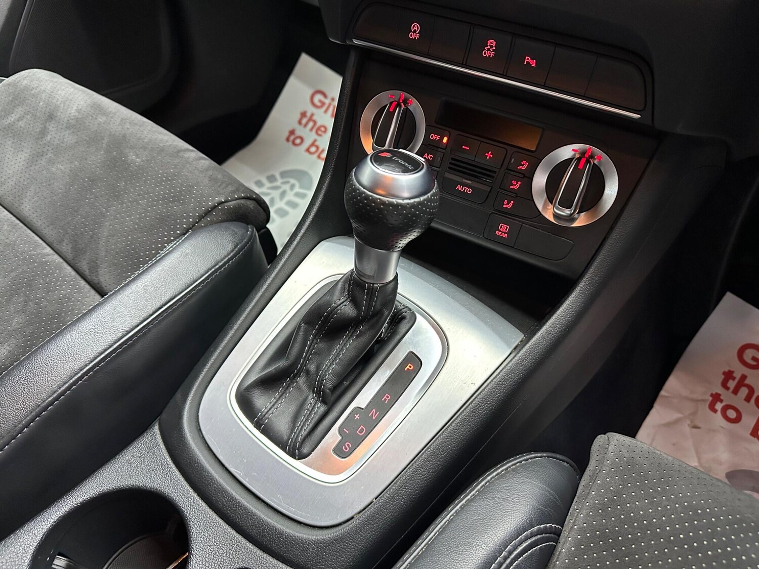 Used Audi Q3 2014 for sale - 78058887: Photo 17