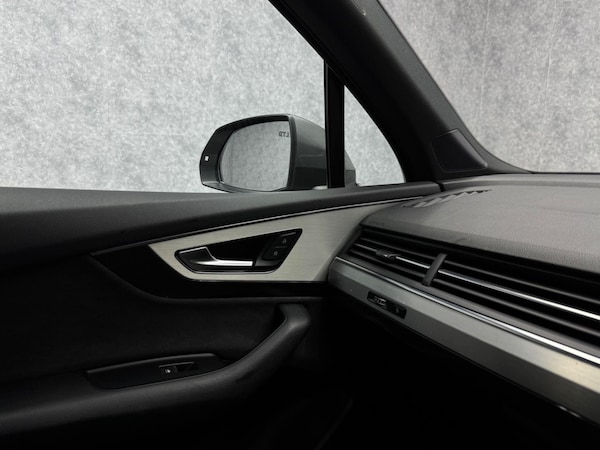 Used Audi Q7 2016 for sale - 75682033: Photo 28