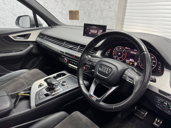 Used Audi Q7 2016 for sale - 75682033: Photo 2