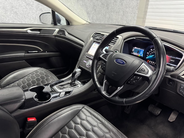 Used Ford Mondeo 2019 for sale - 75430803: Photo 2