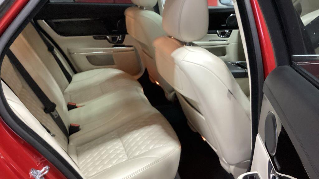 Used Jaguar XJ 2017 for sale - 77469209: Photo 3