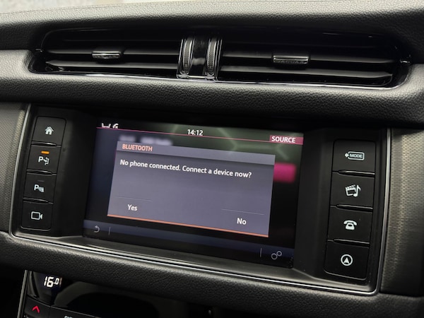 Used Jaguar XF 2016 for sale - 76240209: Photo 10