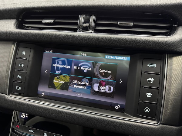 Used Jaguar XF 2016 for sale - 76240209: Photo 14