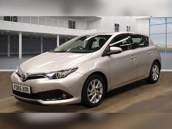 (65) - 1.6 D-4D Business Edition Euro 6 (s/s) 5dr