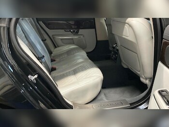 Used Jaguar XJ 2016 for sale - 78101150: Photo