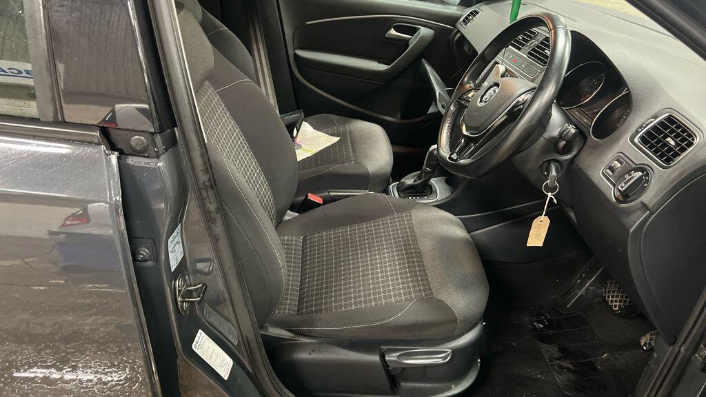 Used Volkswagen Polo 2016 for sale - 77067171: Photo 2