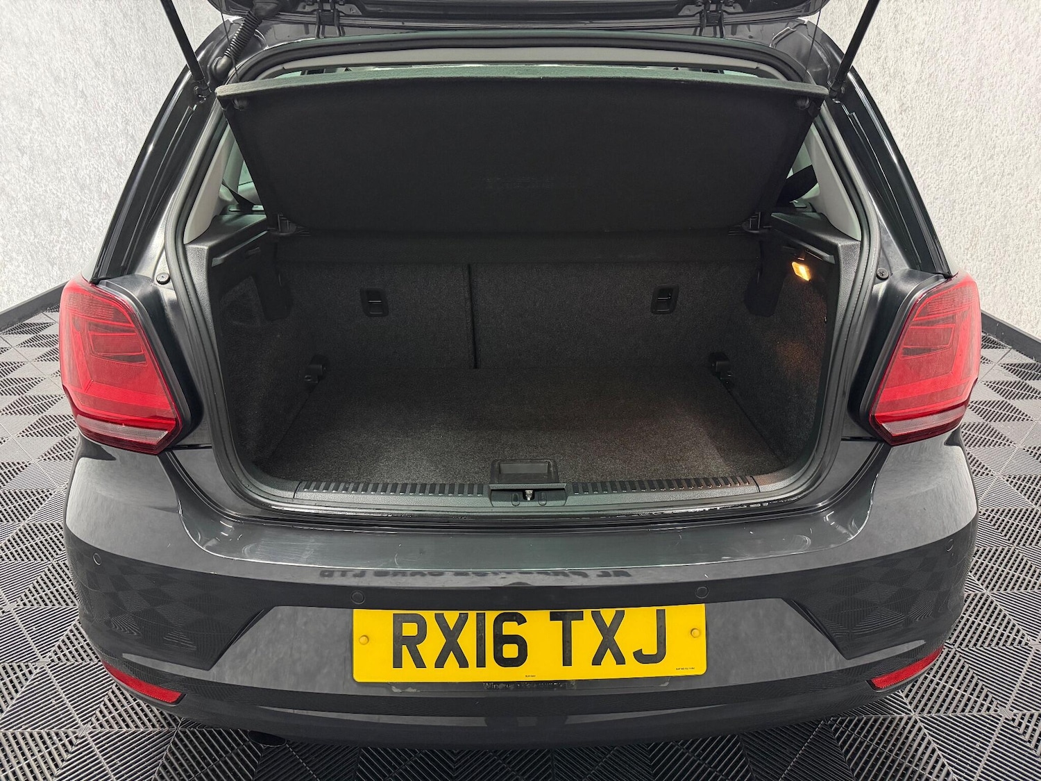 Used Volkswagen Polo 2016 for sale - 77067171: Photo 26