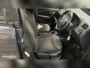 Used Volkswagen Polo 2016 for sale - 77067171: Photo