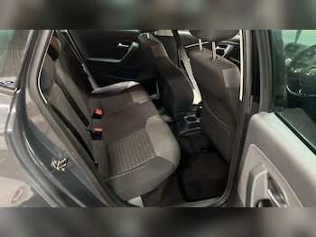 Used Volkswagen Polo 2016 for sale - 77067171: Photo