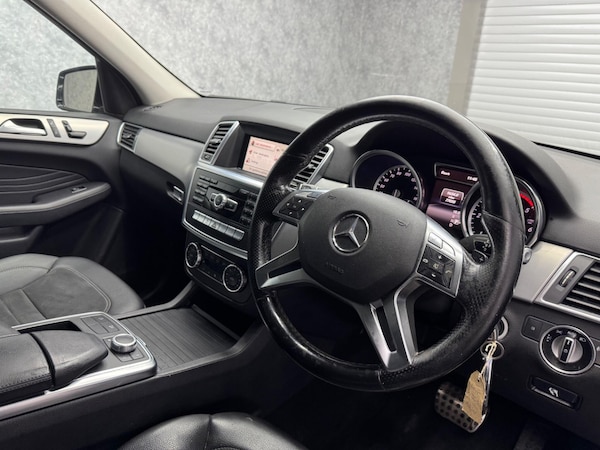 Used Mercedes-Benz M-Class 2013 for sale - 75669394: Photo 2