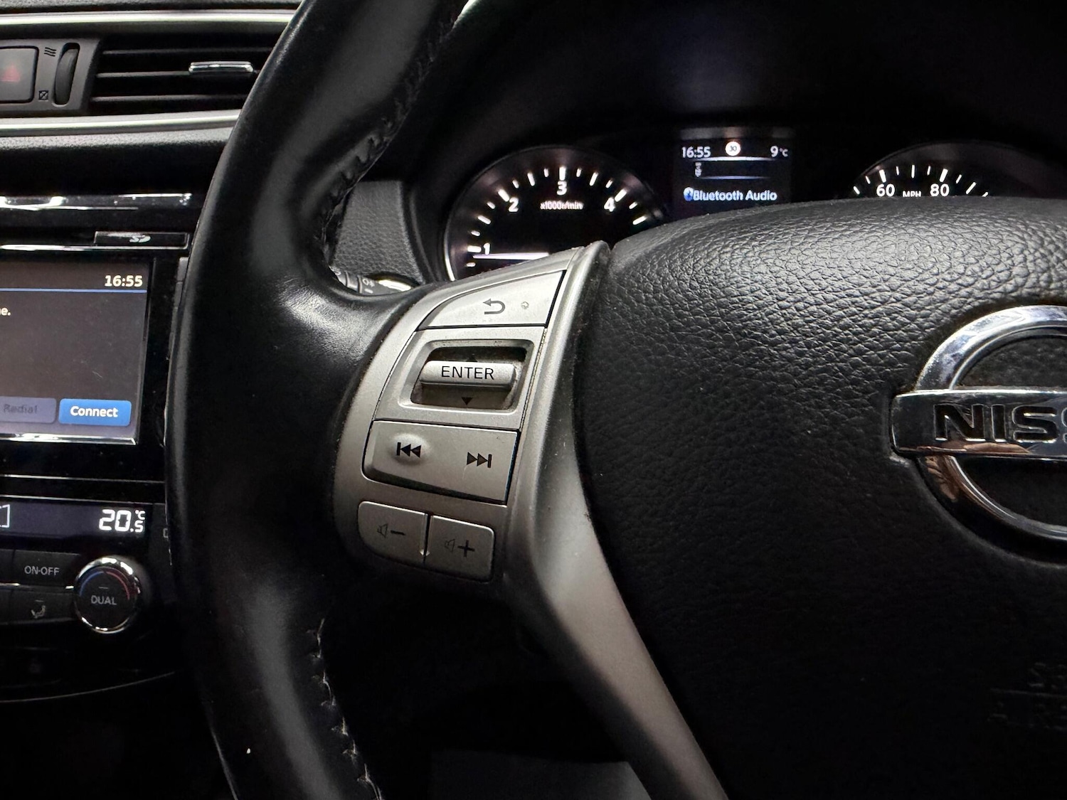 Used Nissan Qashqai 2015 for sale - 77230001: Photo 8