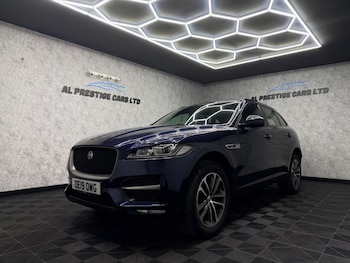 Used Jaguar F-Pace 2019 for sale - 78058394: Photo