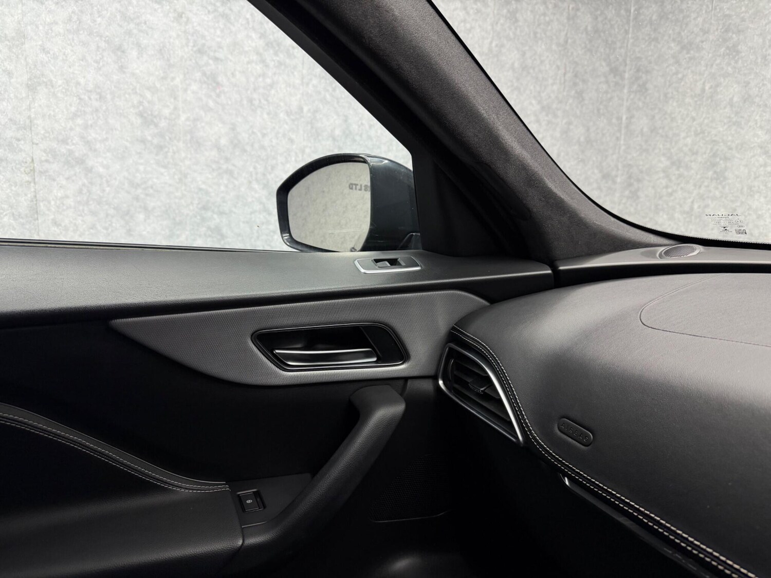 Used Jaguar F-Pace 2019 for sale - 78058394: Photo 22