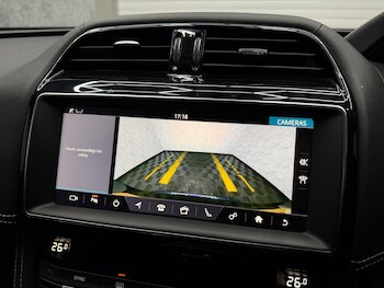 Used Jaguar F-Pace 2019 for sale - 78058394: Photo