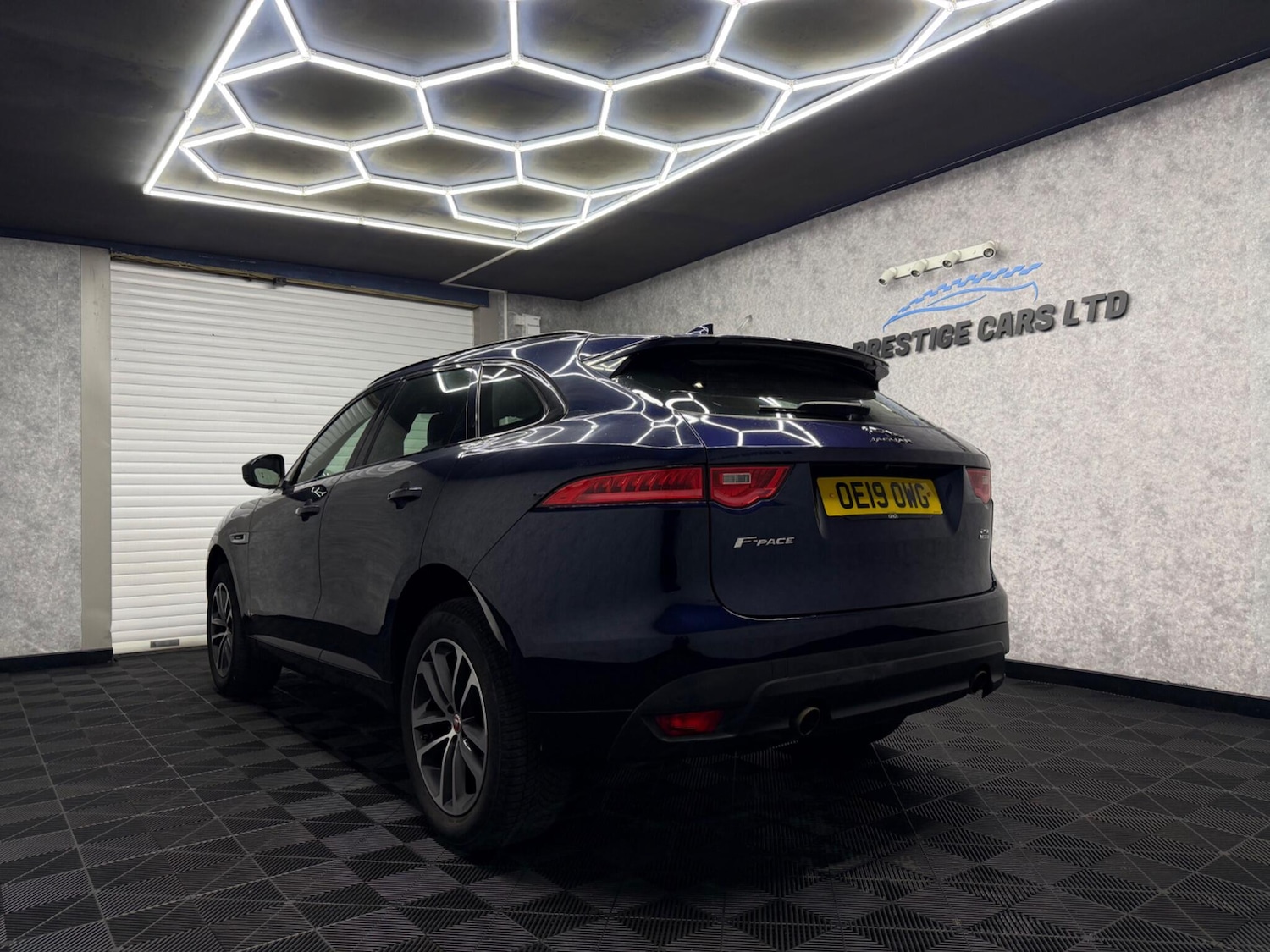 Used Jaguar F-Pace 2019 for sale - 78058394: Photo 9