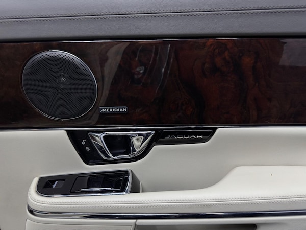 Used Jaguar XJ 2014 for sale - 76020454: Photo 20