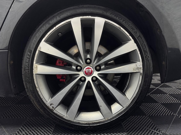 Used Jaguar XJ 2014 for sale - 76020454: Photo 33