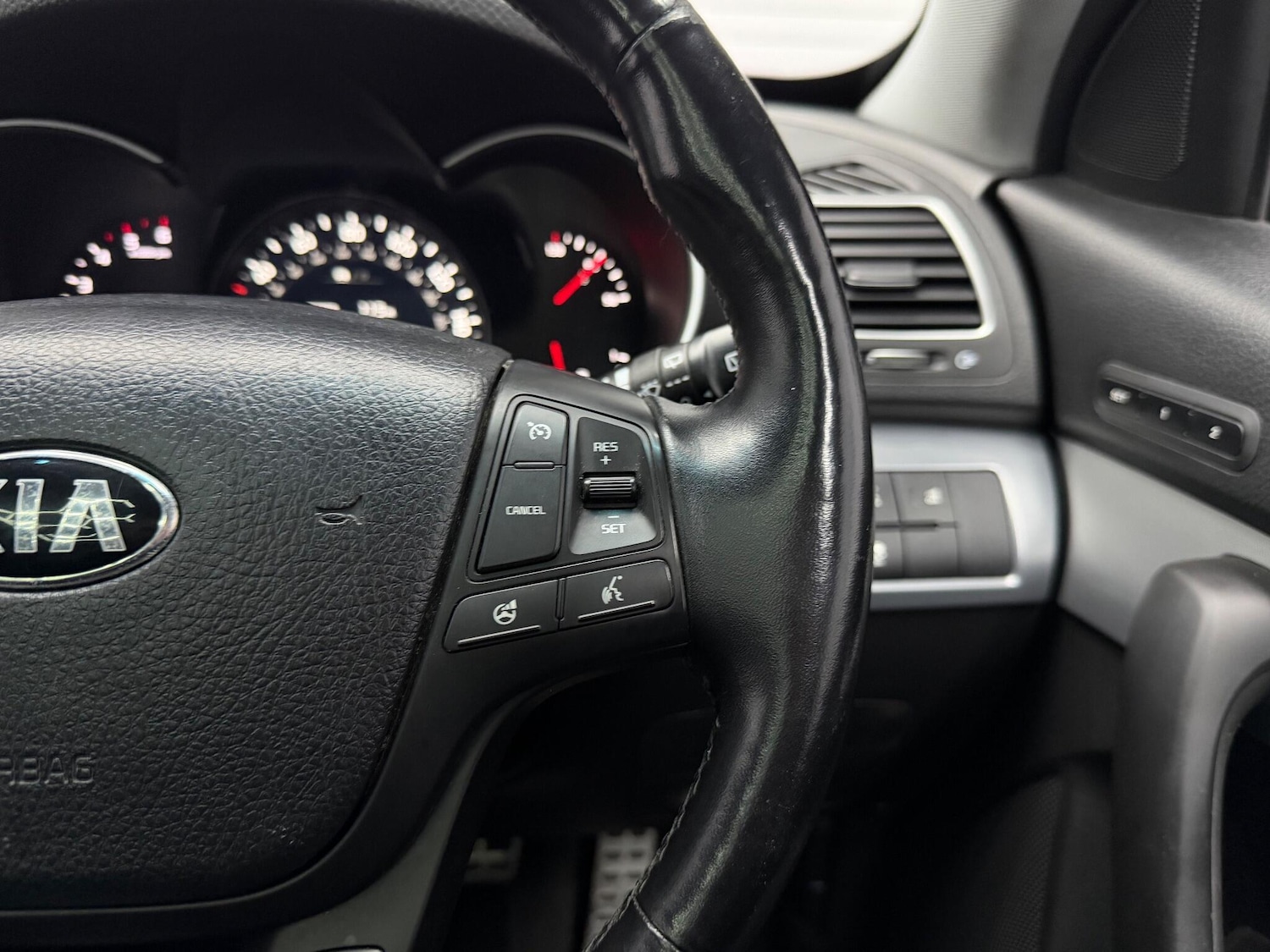 Used Kia Sorento for sale - 78057652: Photo 10