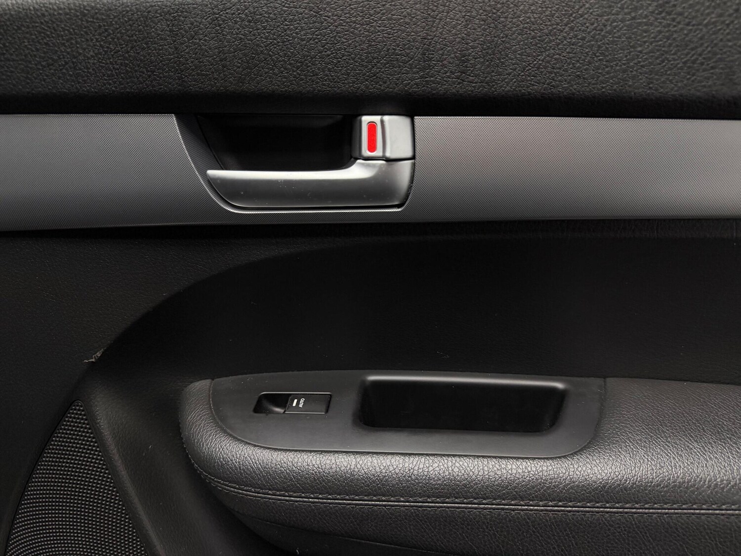 Used Kia Sorento for sale - 78057652: Photo 24