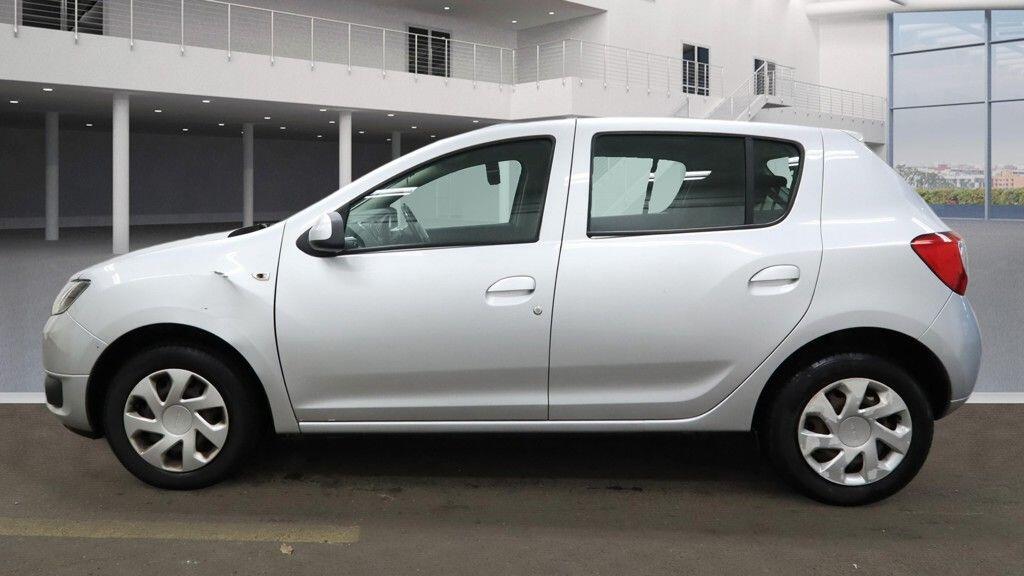 Used Dacia Sandero 2013 for sale - 77646792: Photo 10