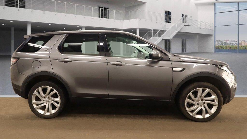 Used Land Rover Discovery Sport 2016 for sale - 76378044: Photo 11