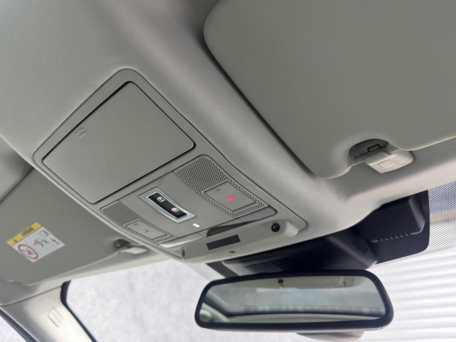 Used Land Rover Discovery Sport 2016 for sale - 76378044: Photo 23