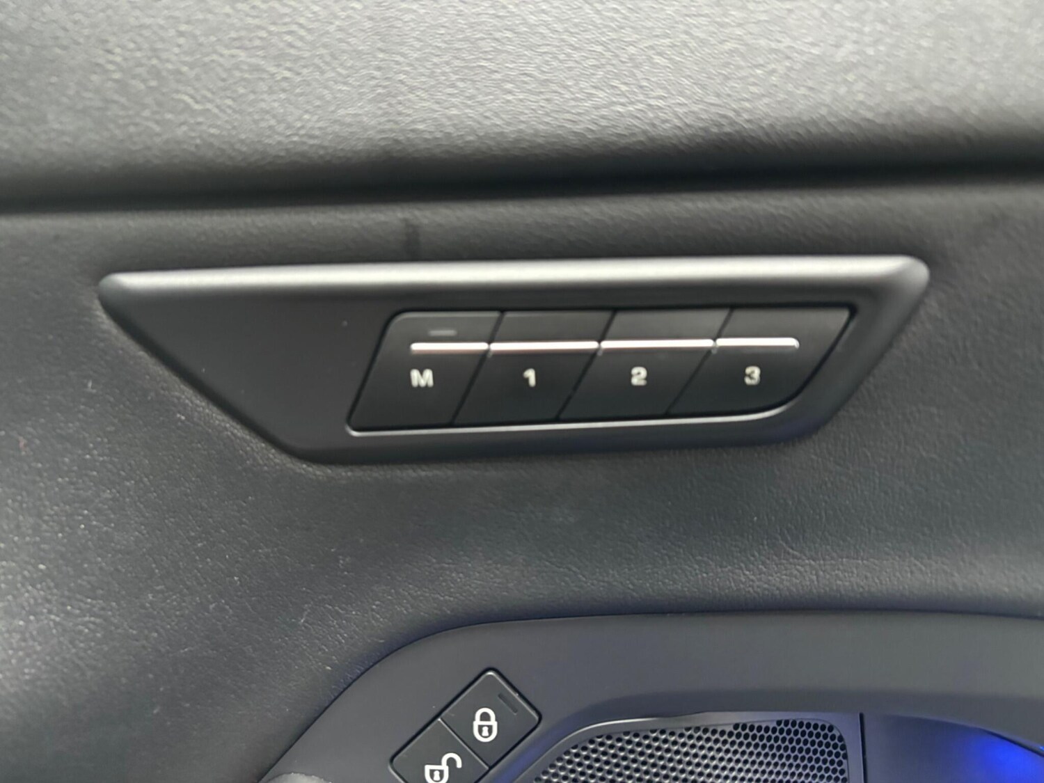 Used Jaguar E-Pace 2017 for sale - 77400724: Photo 31