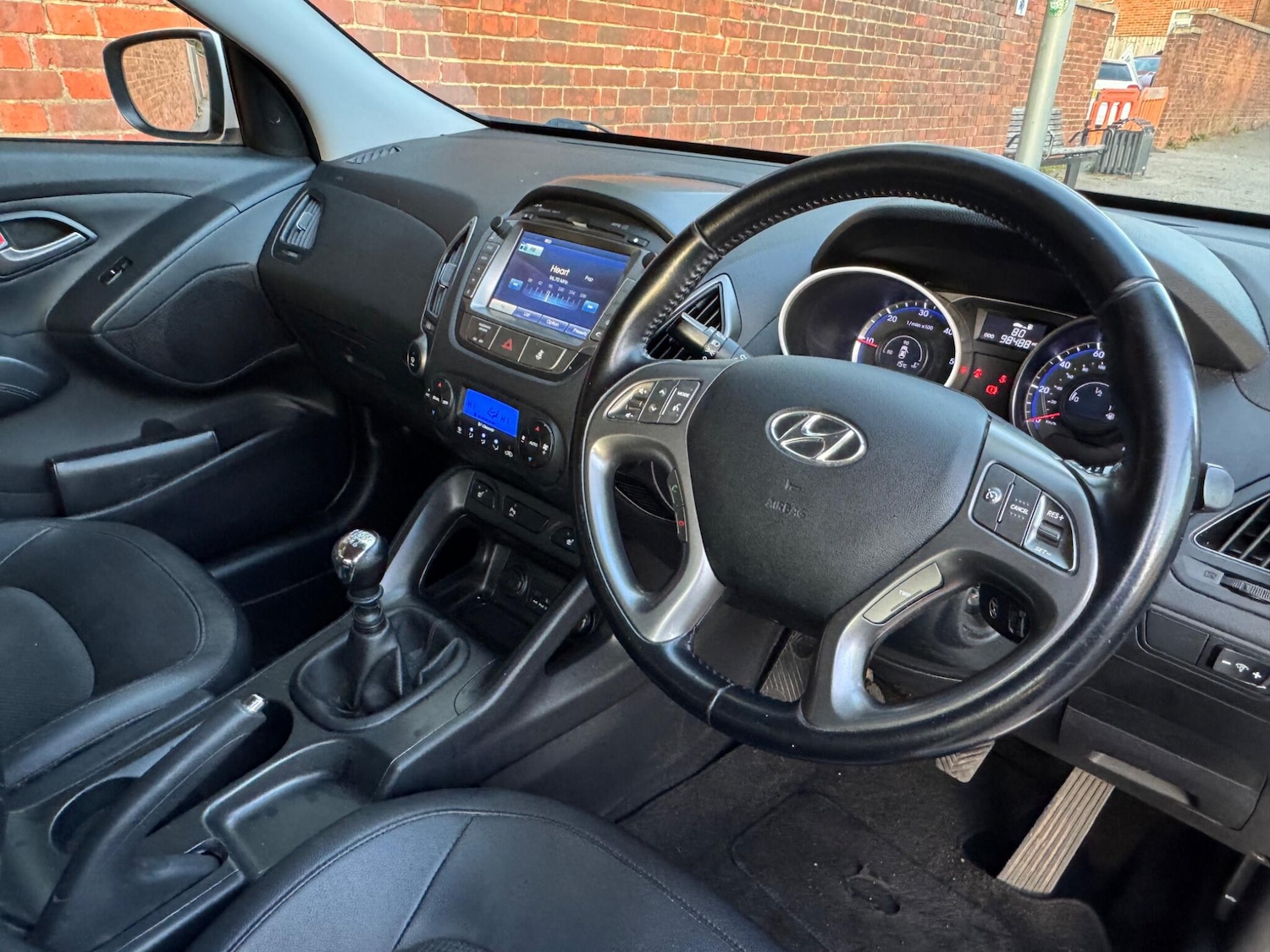 Used Hyundai Ix35 2013 for sale - 76397852: Photo 8