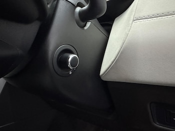 Used Land Rover Discovery 2018 for sale - 76179655: Photo 4