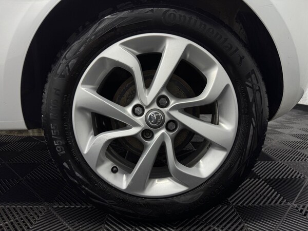 Used Vauxhall Corsa 2015 for sale - 76246687: Photo 24