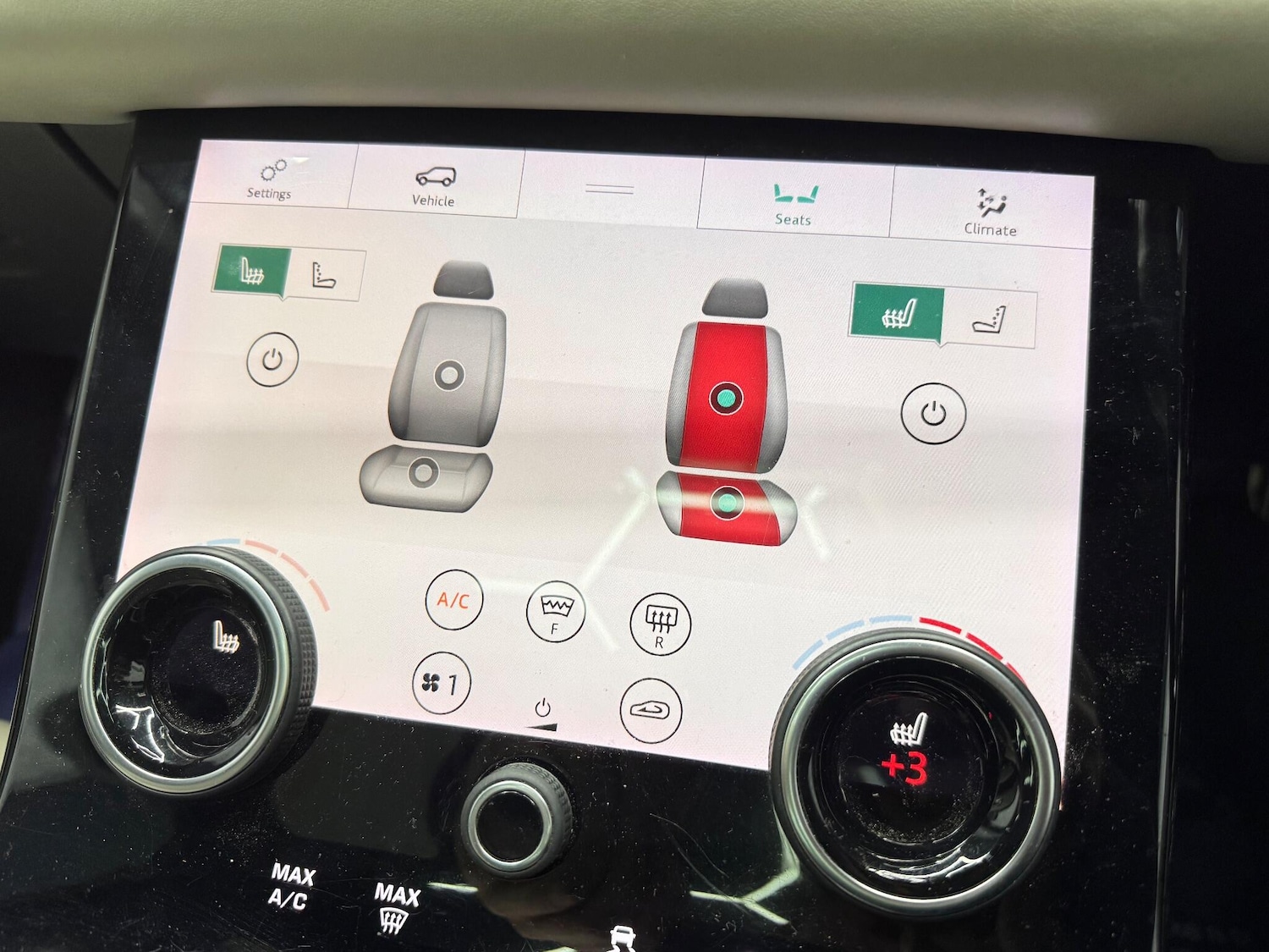 Used Land Rover Range Rover Velar 2017 for sale - 76572163: Photo 21