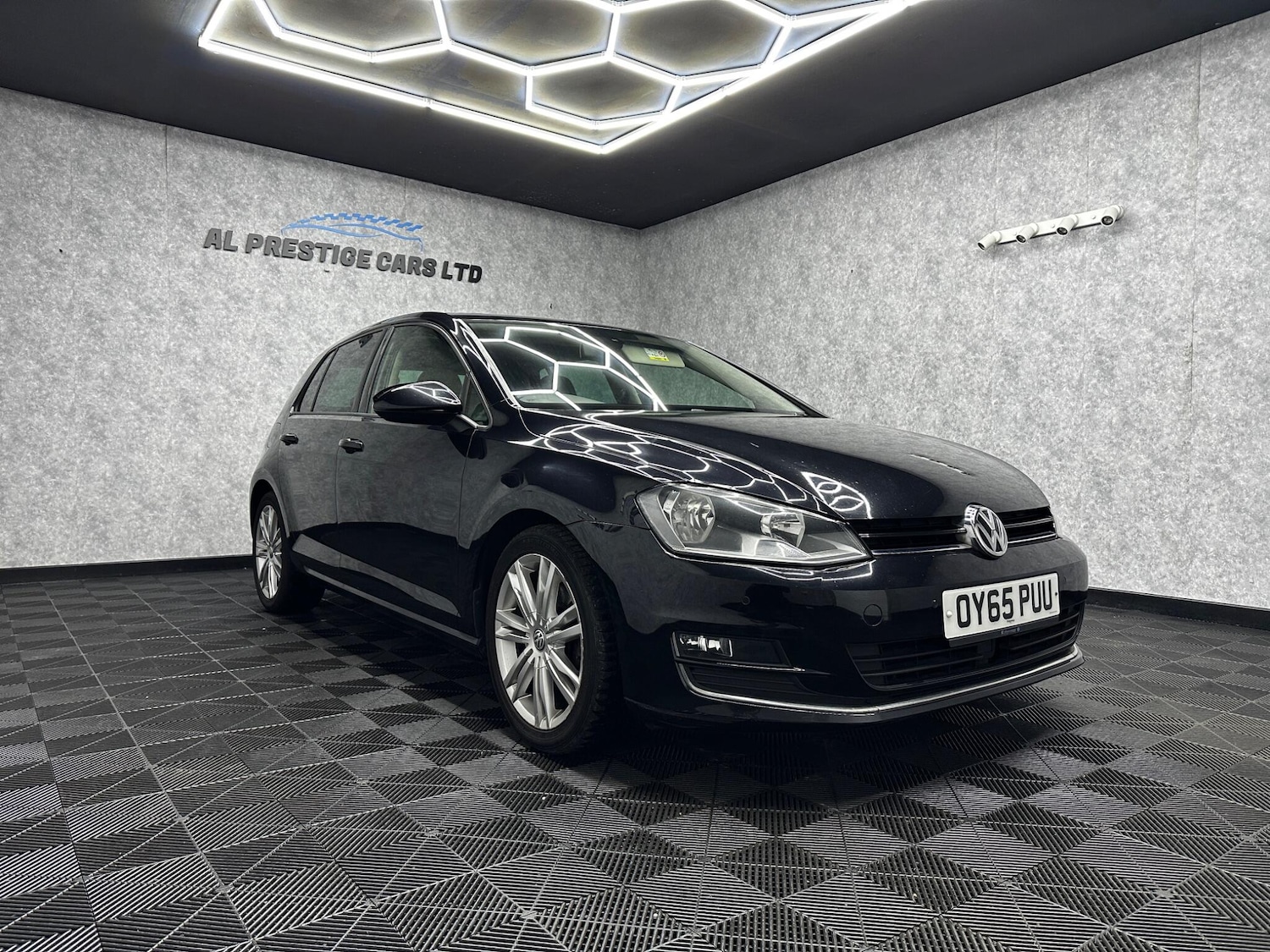 Used Volkswagen Golf for sale - 77611831: Photo 32