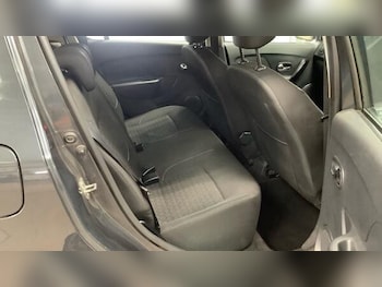 Used Dacia Sandero 2015 for sale - 78244378: Photo