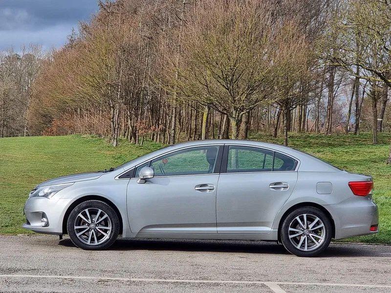 Used Toyota Avensis 2014 for sale - 77710463: Photo 1