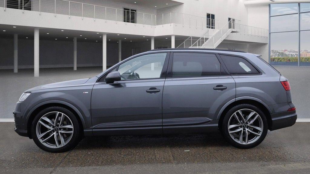 Used Audi Q7 2018 for sale - 77119944: Photo 10