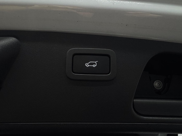 Used Jaguar E-Pace 2020 for sale - 75588524: Photo 29