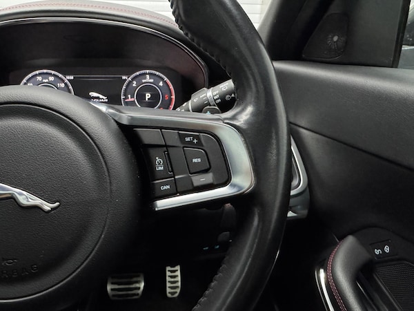 Used Jaguar E-Pace 2020 for sale - 75588524: Photo 6