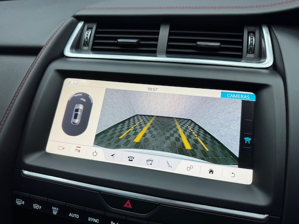 Used Jaguar E-Pace 2020 for sale - 75588524: Photo 8