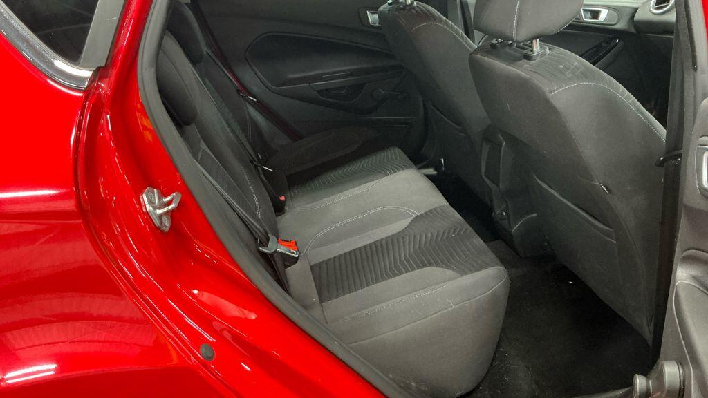 Used Ford Fiesta 2013 for sale - 76381010: Photo 4