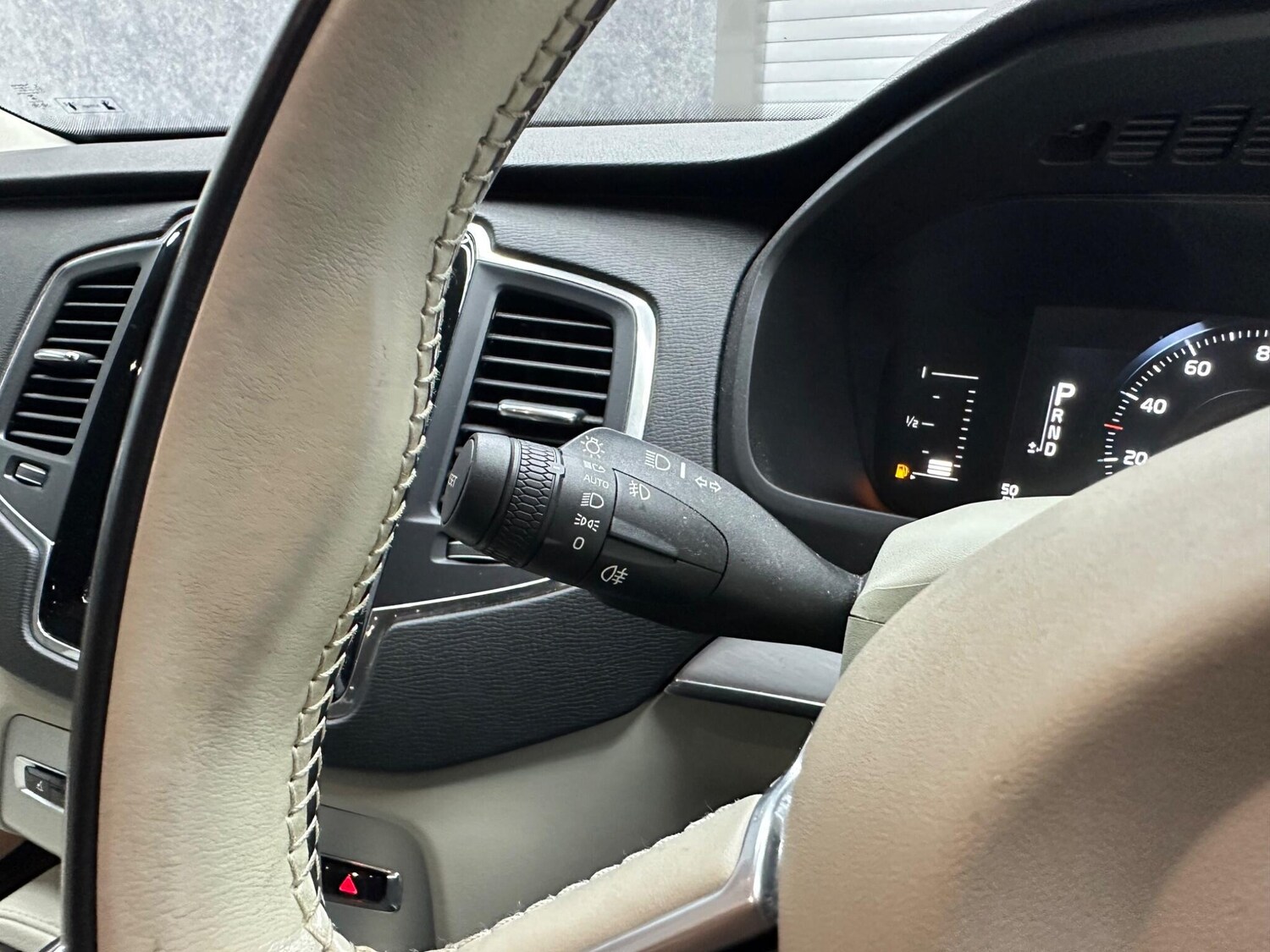 Used Volvo XC90 2017 for sale - 77376675: Photo 24