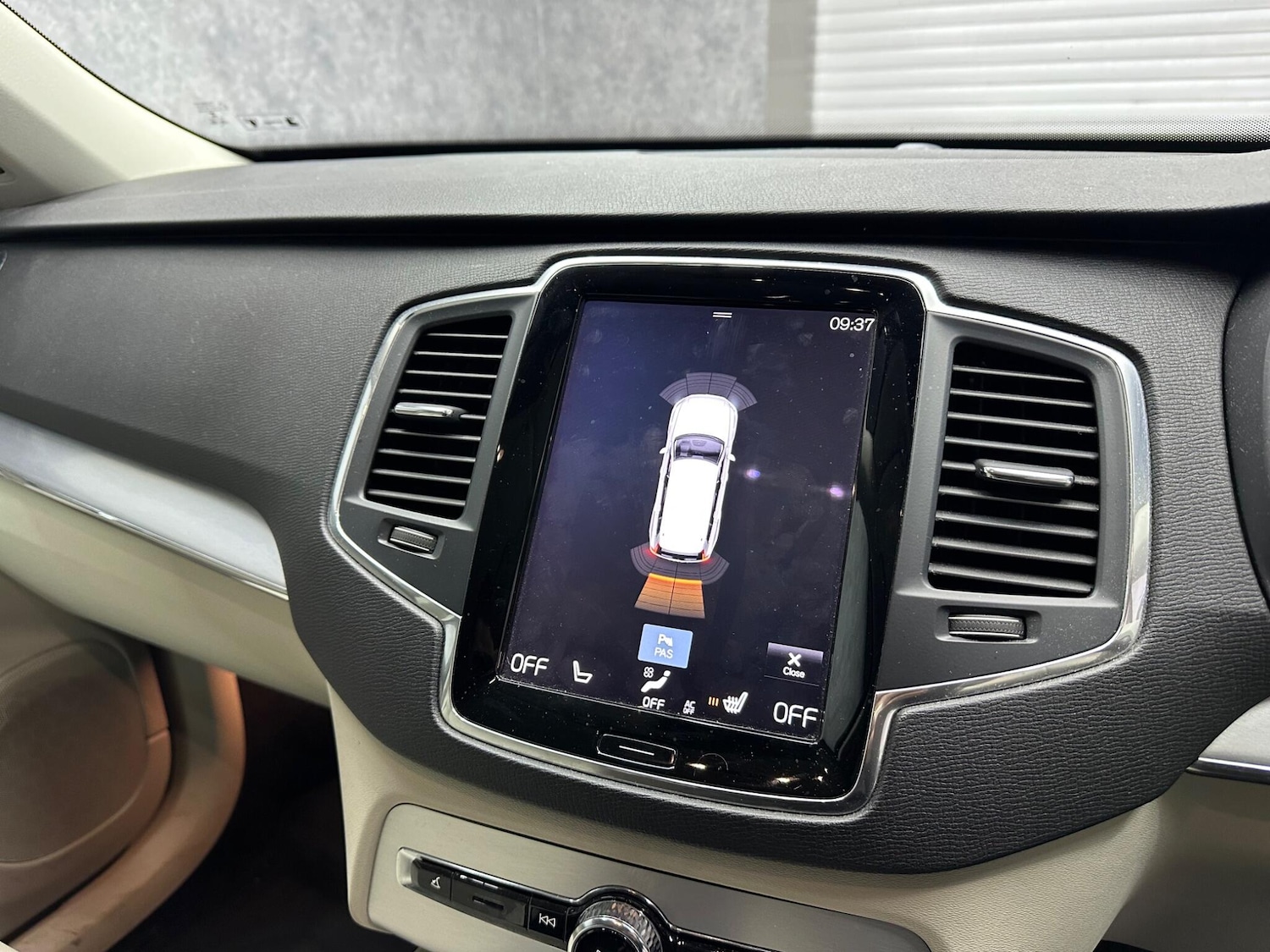 Used Volvo XC90 2017 for sale - 77376675: Photo 26